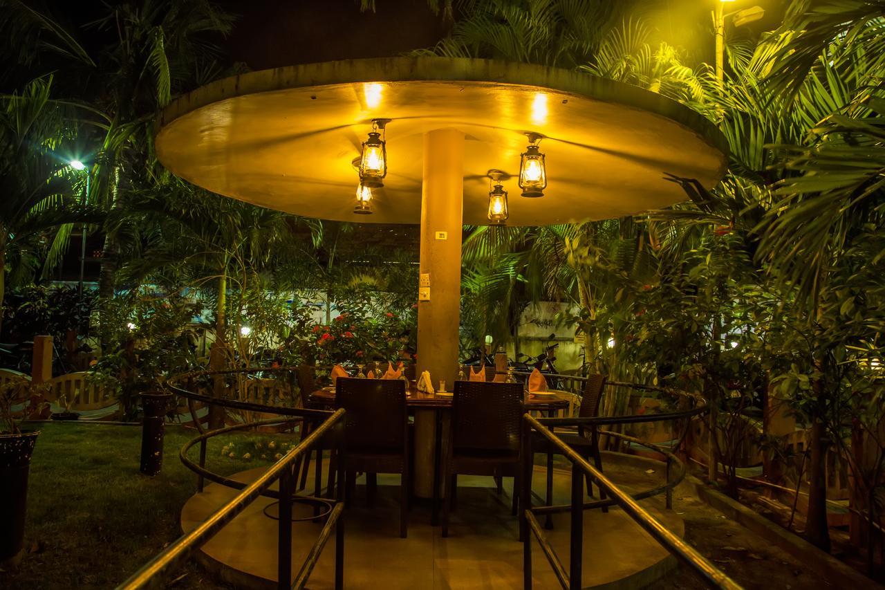 Green Grass Hotel & Restaurant Jaffna Exterior photo
