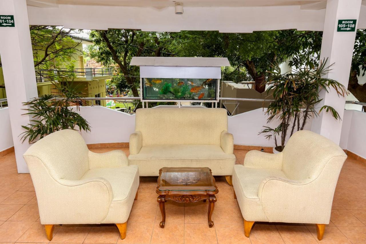 Green Grass Hotel & Restaurant Jaffna Exterior photo